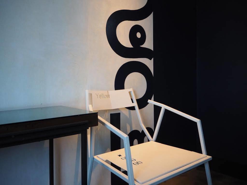 Art-C House Hotel Phuket Ngoại thất bức ảnh
