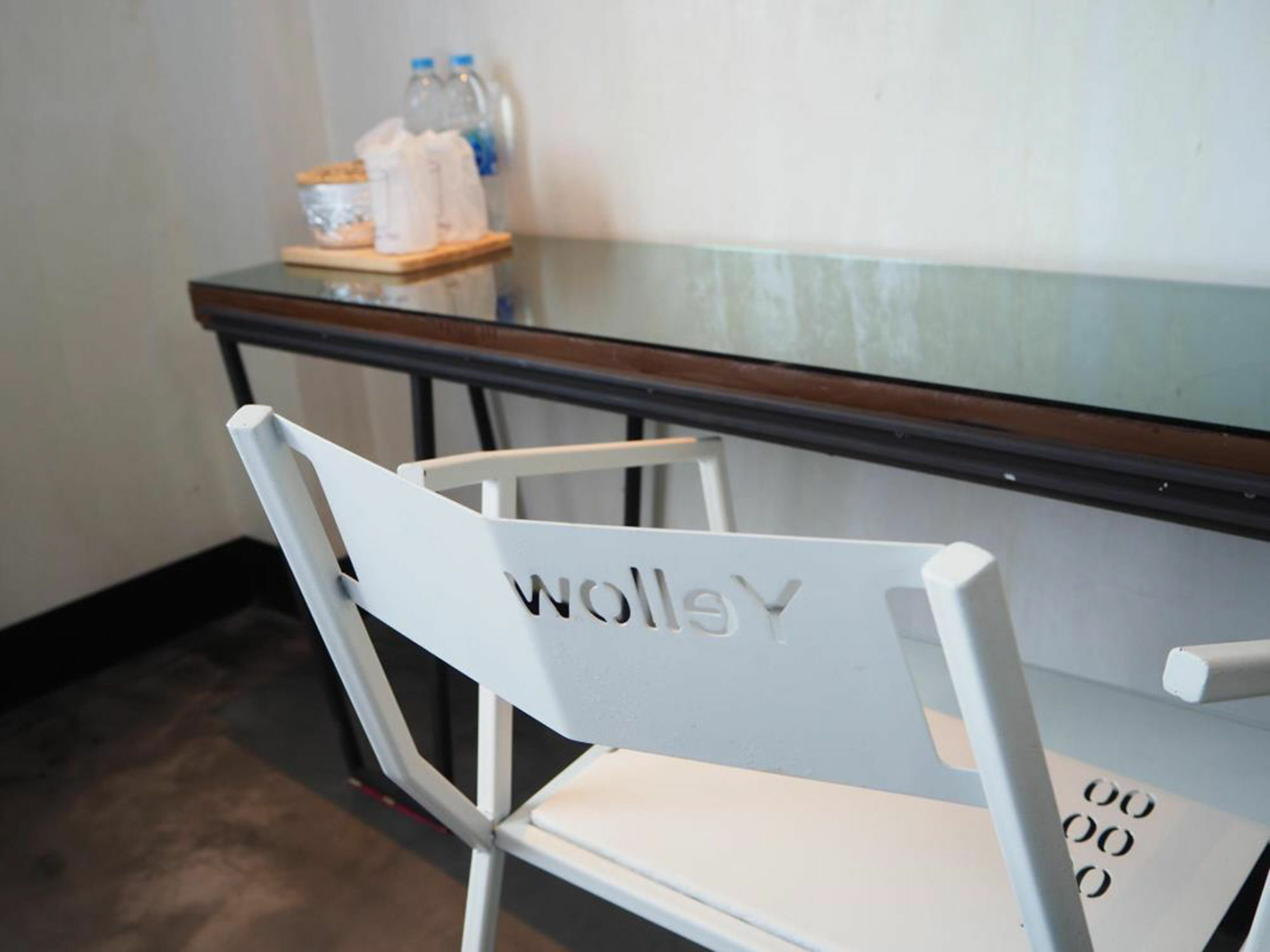 Art-C House Hotel Phuket Ngoại thất bức ảnh