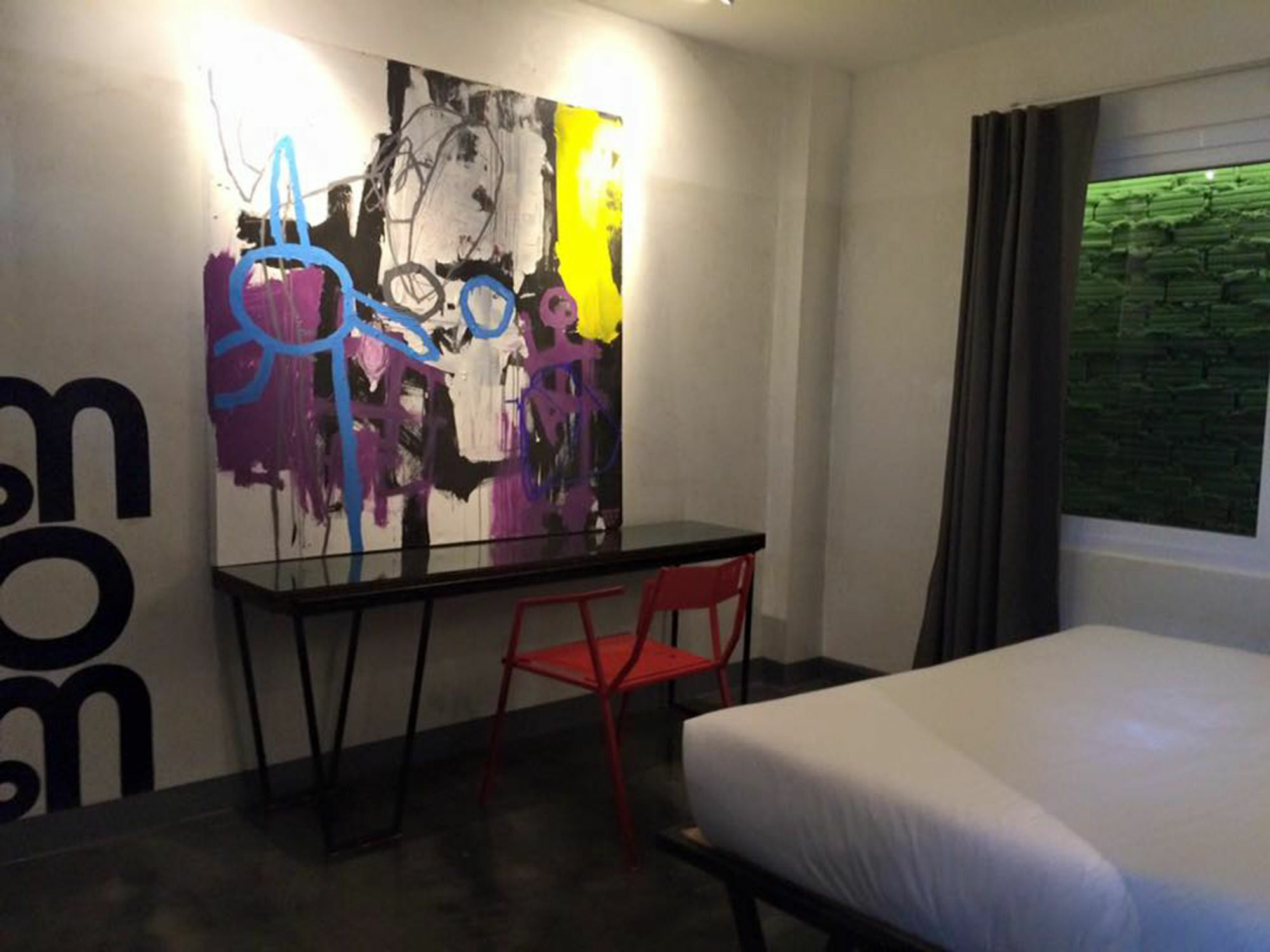 Art-C House Hotel Phuket Ngoại thất bức ảnh